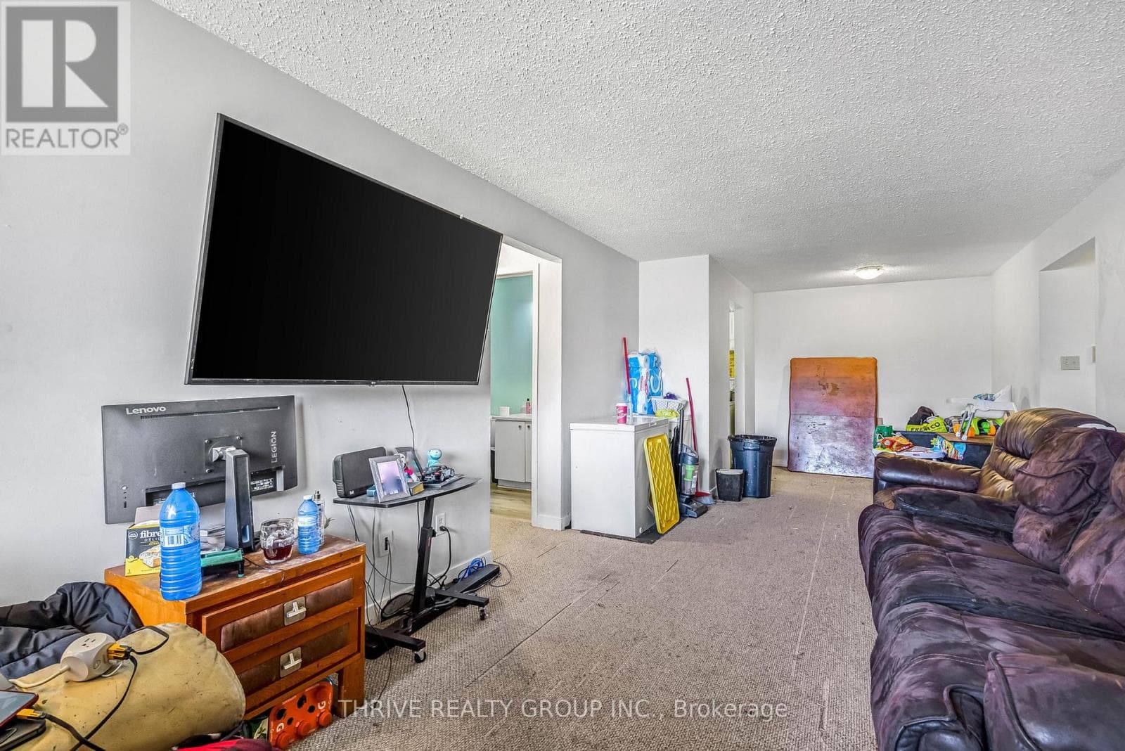 17 - 1096 JALNA BOULEVARD photo 3