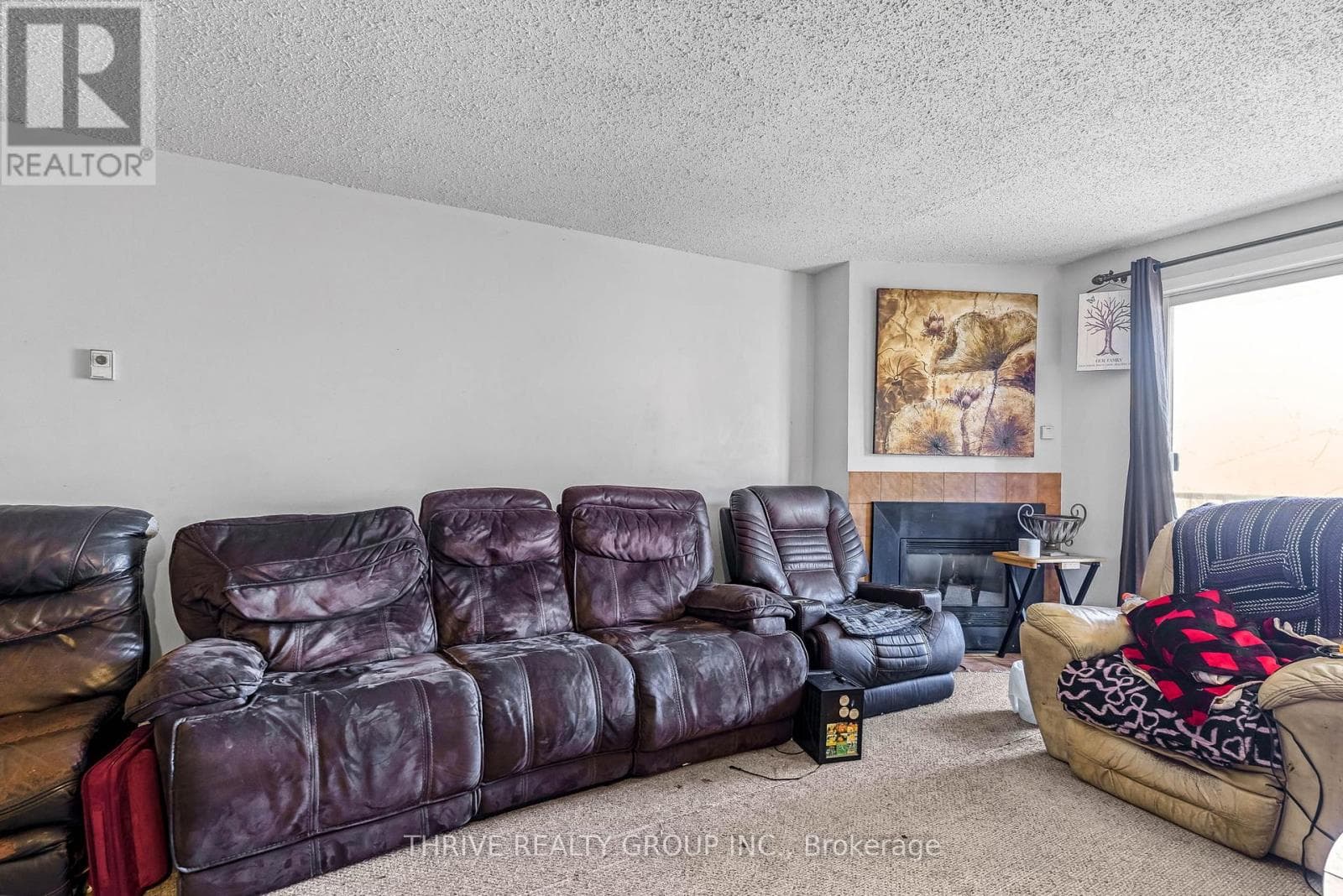 17 - 1096 JALNA BOULEVARD photo 4