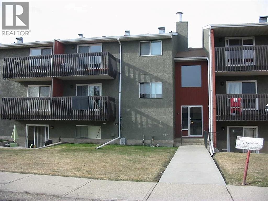 2 bed 1 bath single family at 107, 35 Bennett Street — $155,000