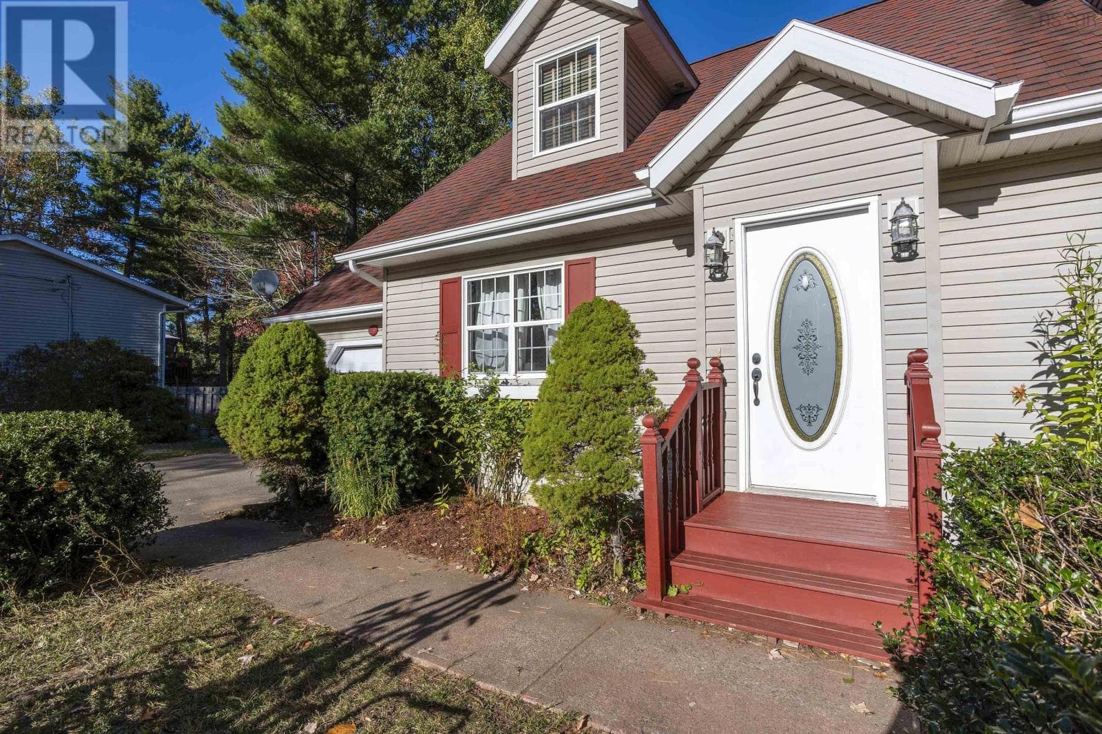 29 Robie Avenue photo 2