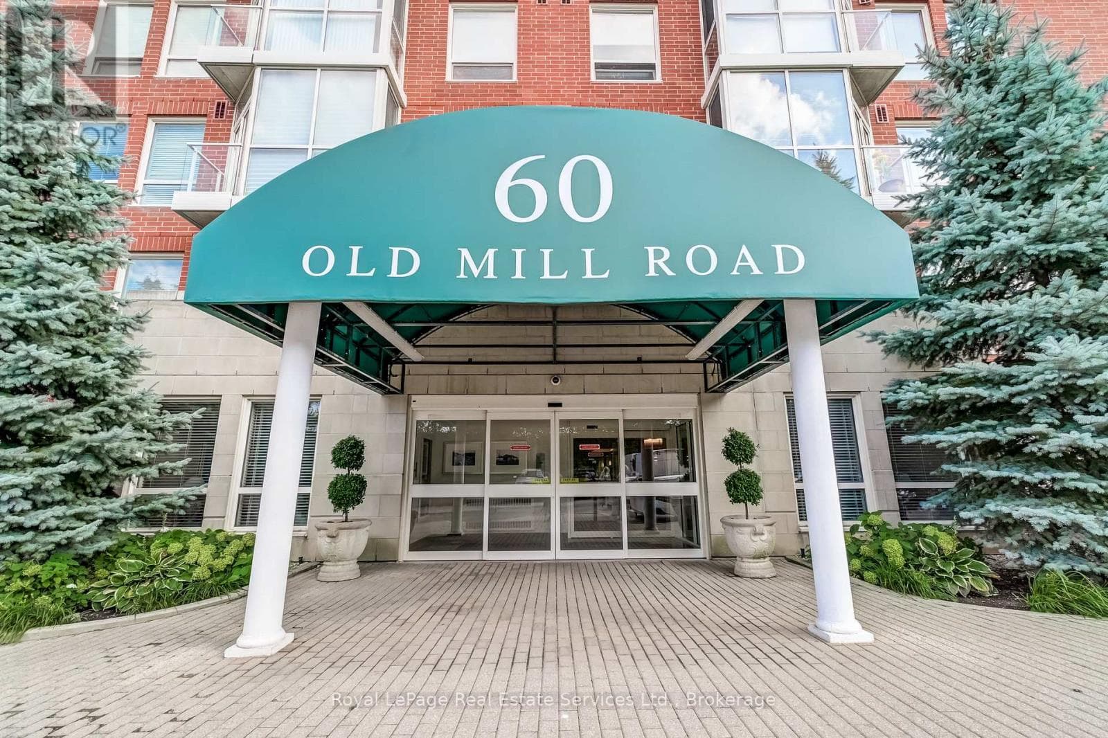 3 bed 3 bath single family at PH1 - 60 OLD MILL ROAD — $1,397,000