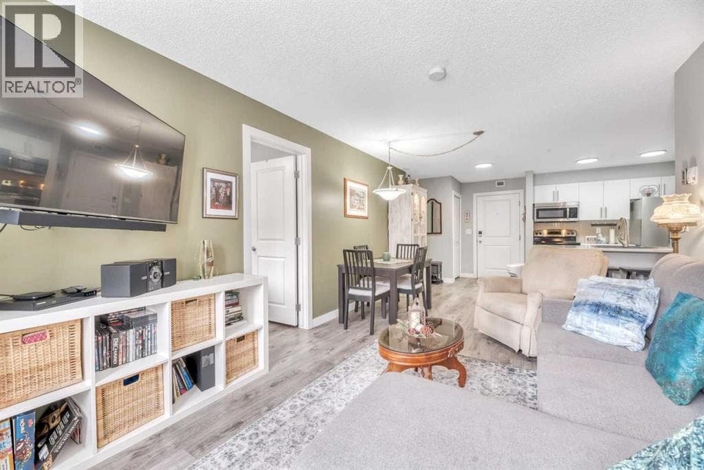 2 bed 2 bath single family at 8109, 403 Mackenzie Way SW — $275,000