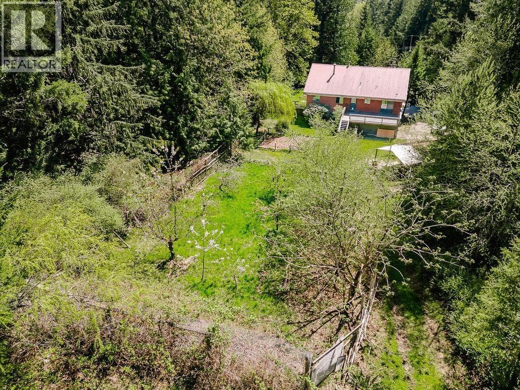 5899 SPRIGGS ROAD photo 2