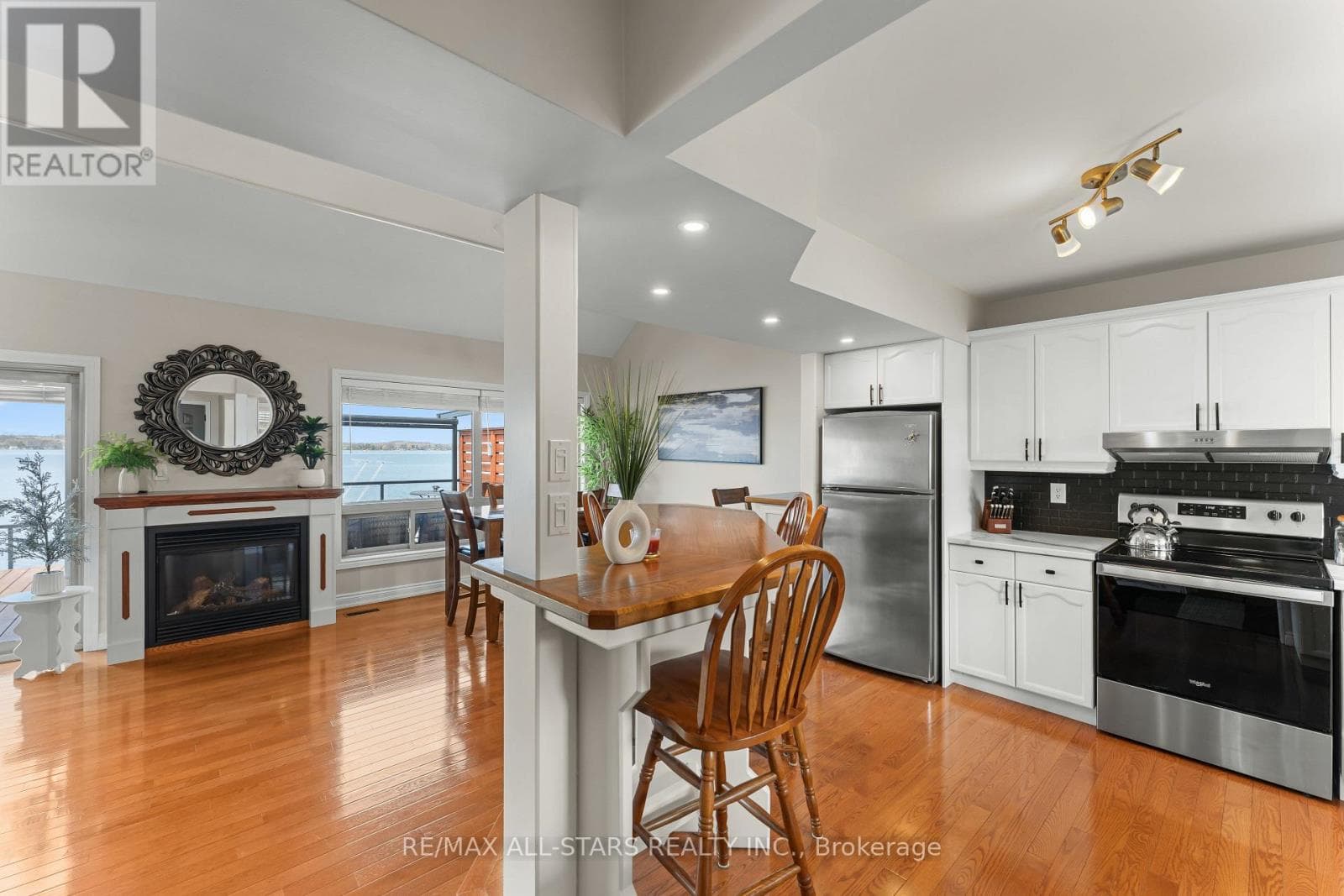 97 CEDAR GROVE DRIVE photo 6