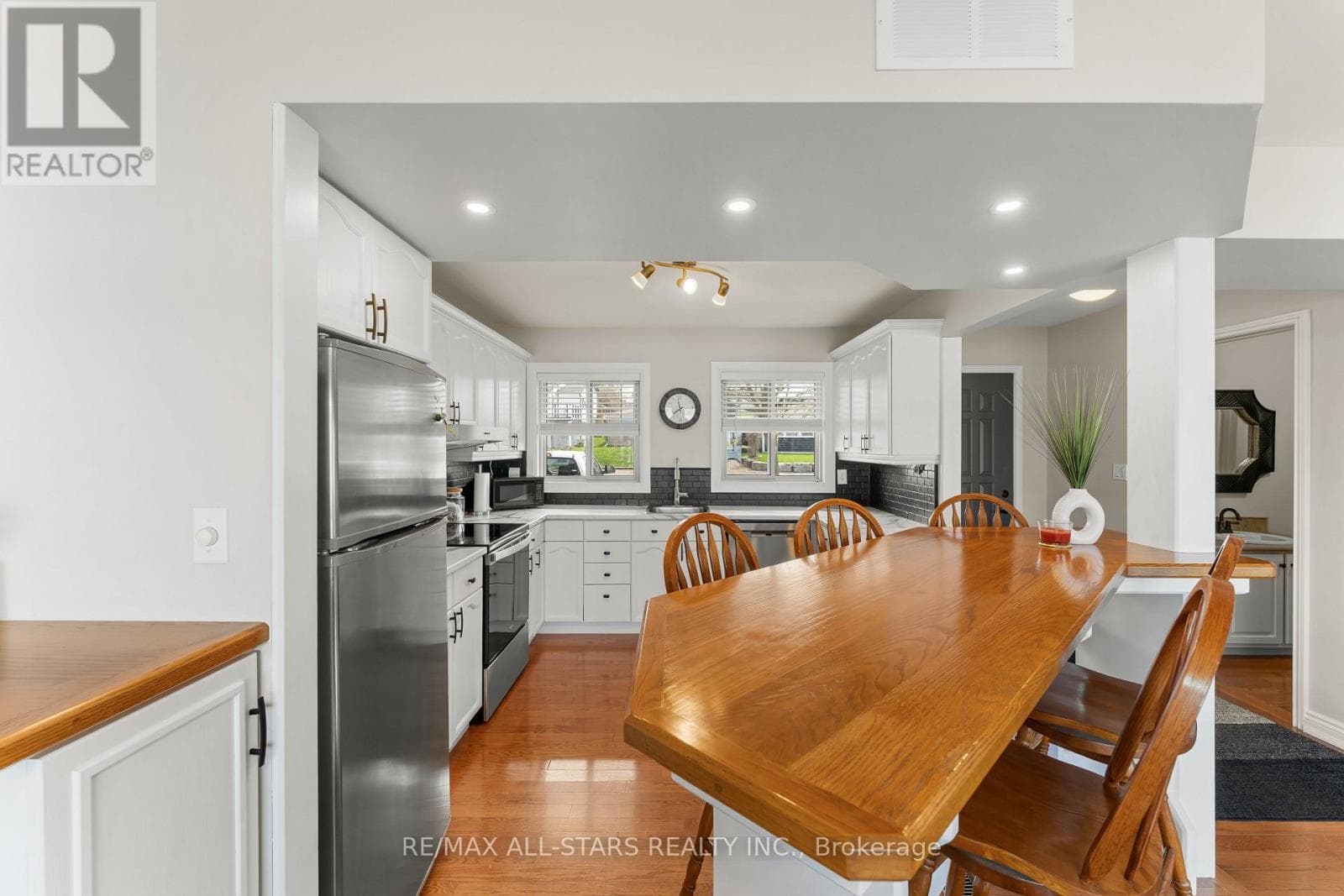 97 CEDAR GROVE DRIVE photo 7