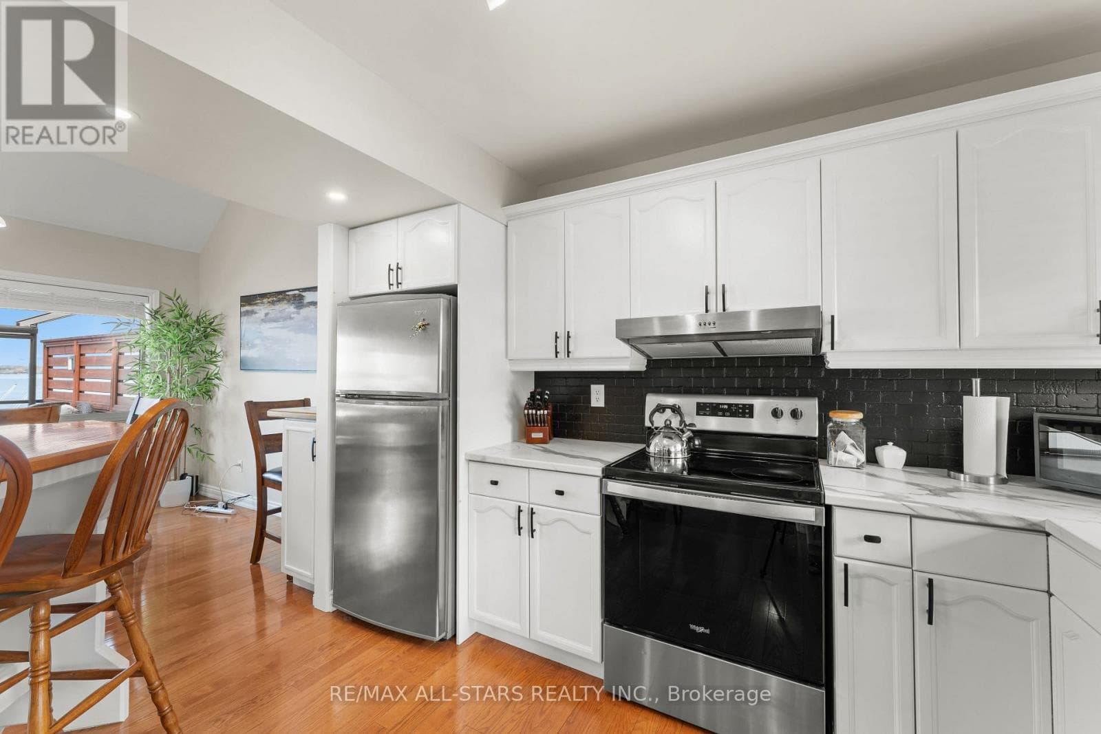 97 CEDAR GROVE DRIVE photo 9