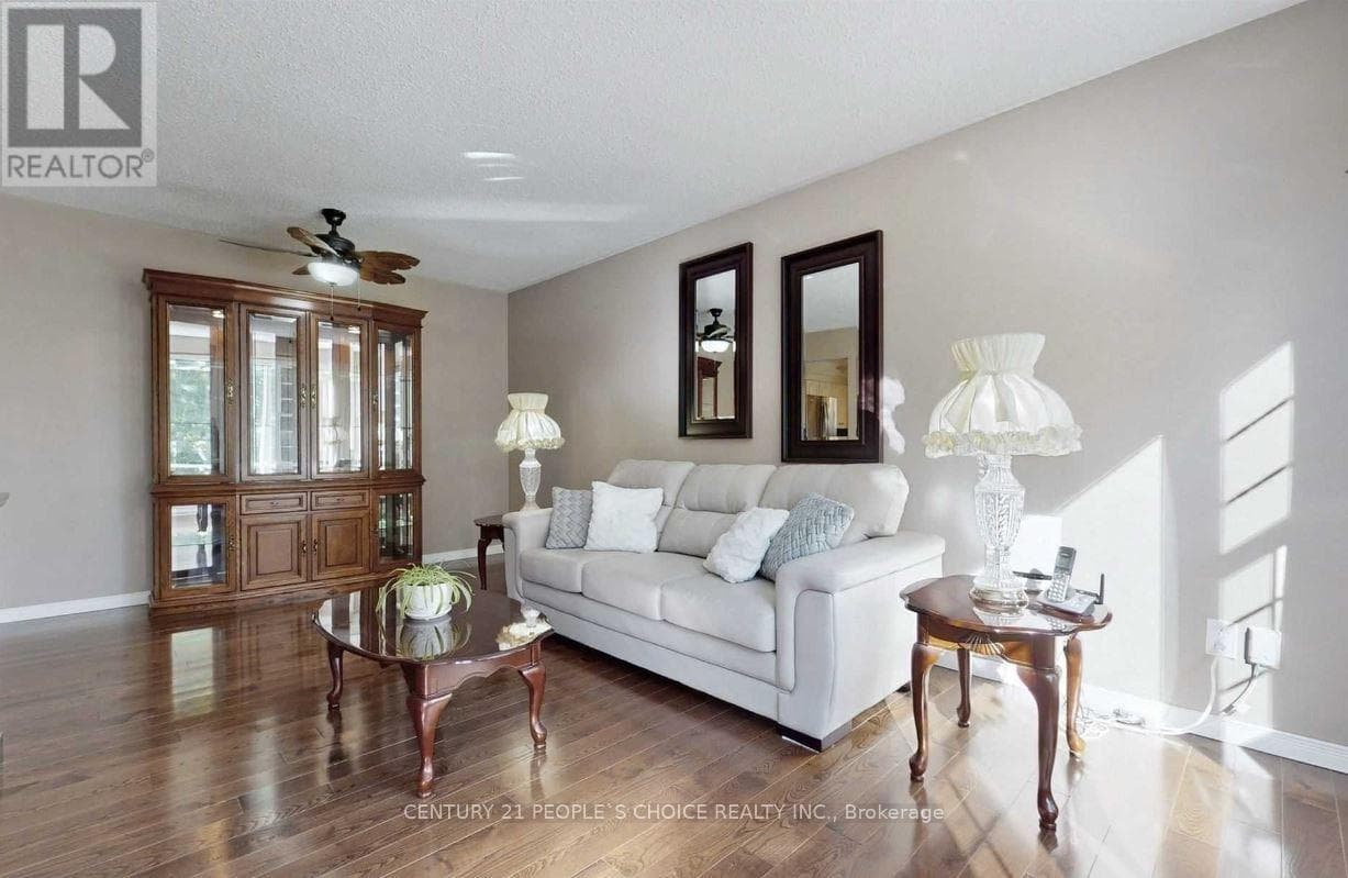 78 CLAYMORE CRESCENT photo 4