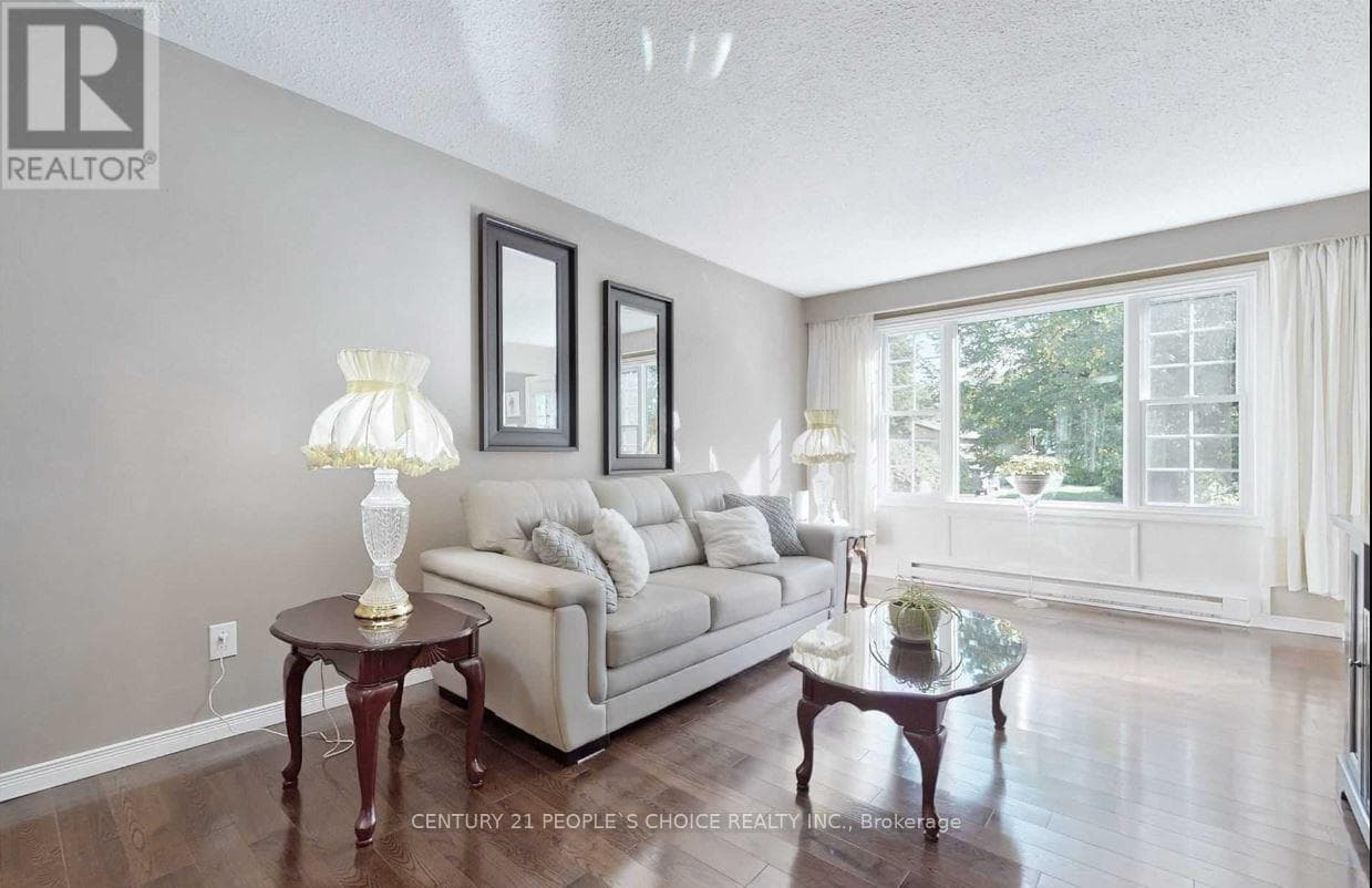 78 CLAYMORE CRESCENT photo 5
