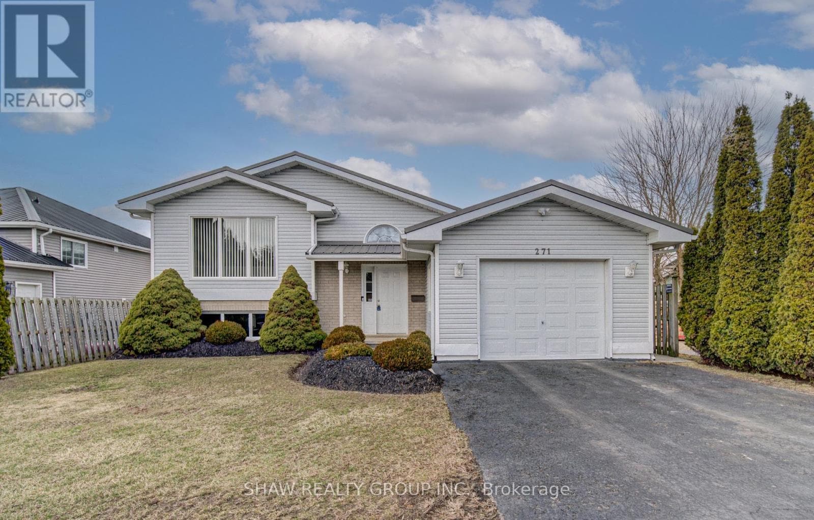 4 bed 2 bath single family at 271 COLLEGE STREET W — $629,900