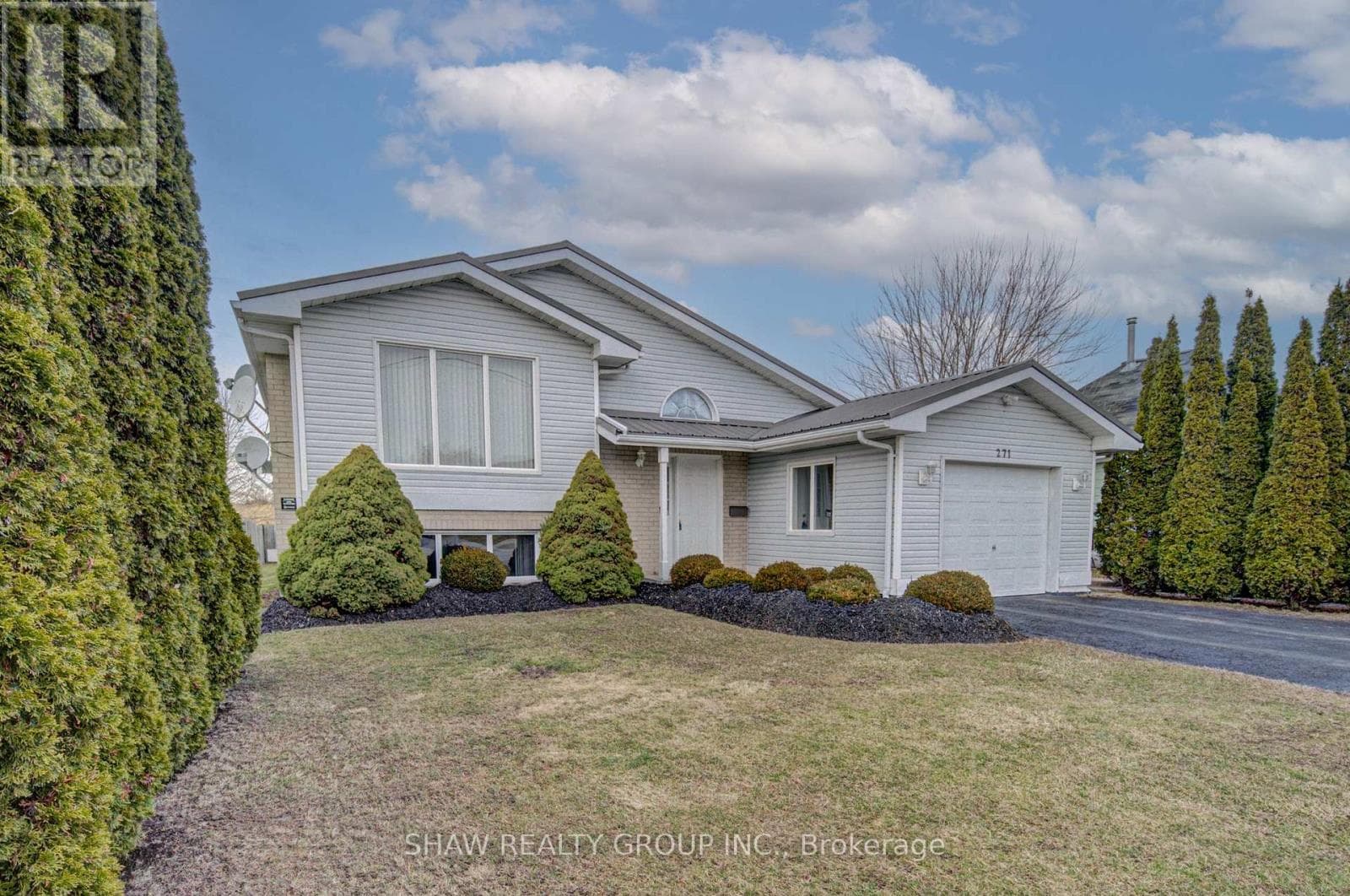 271 COLLEGE STREET W photo 2