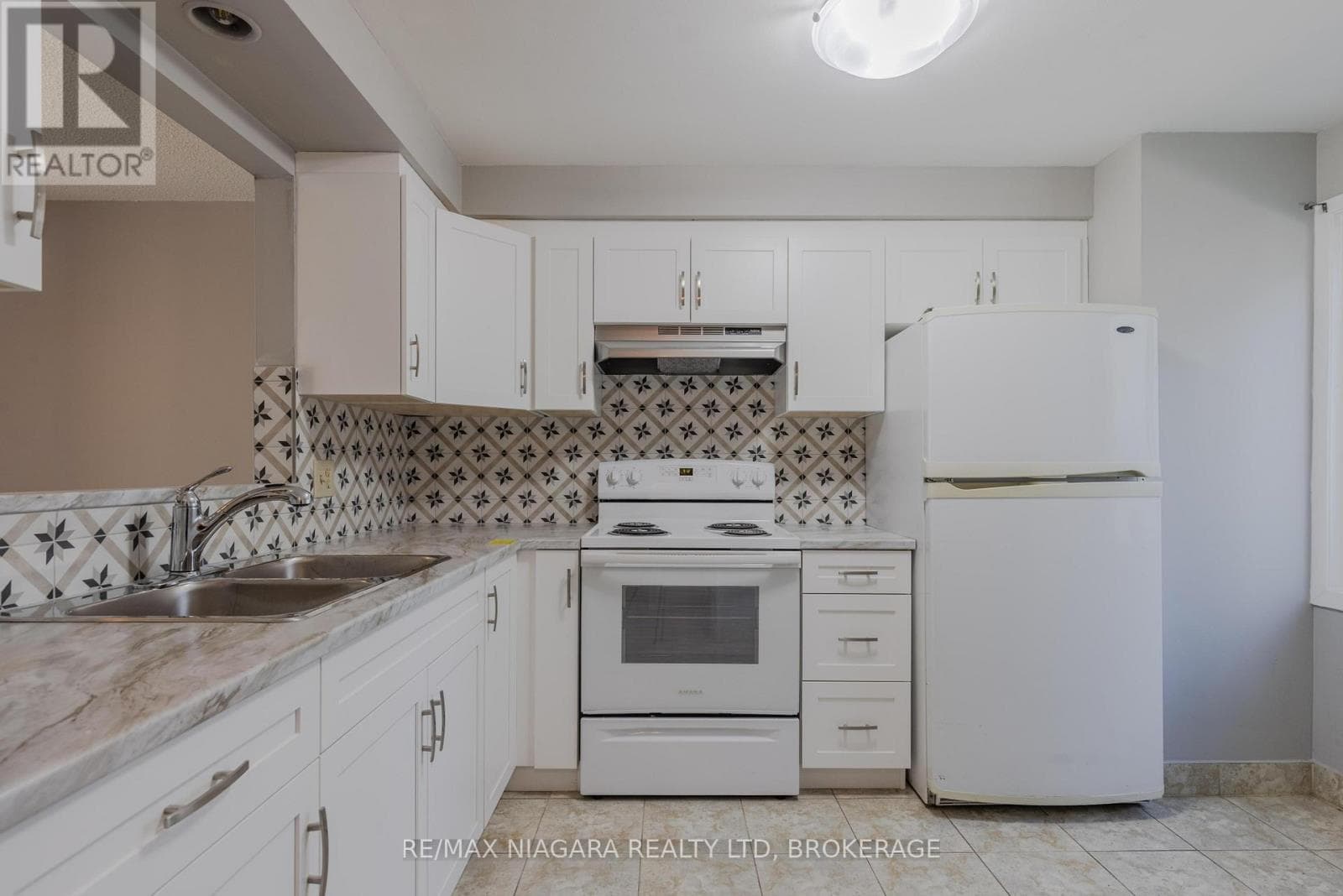 88 - 6767 THOROLD STONE ROAD photo 3