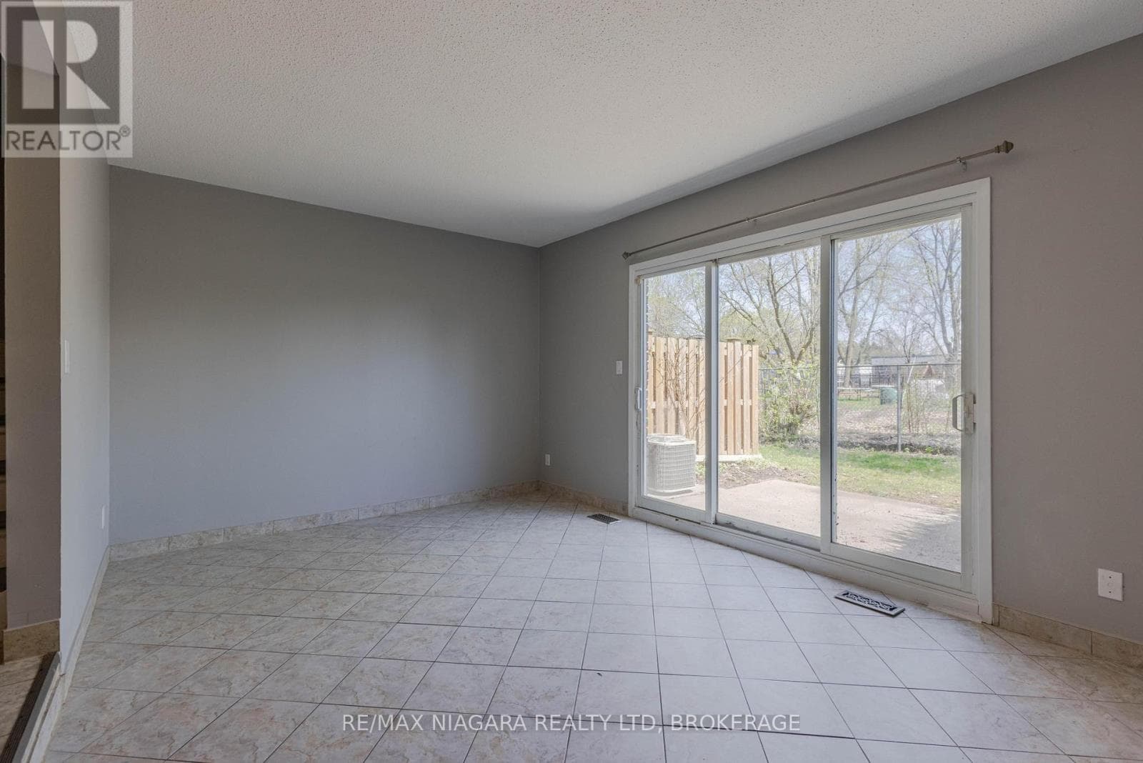 88 - 6767 THOROLD STONE ROAD photo 5