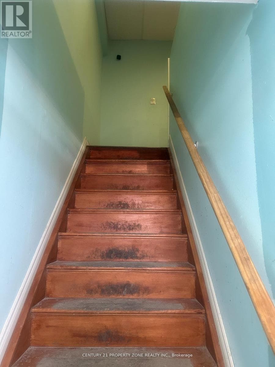 2 bath industrial at 43/44 - 173 ADVANCE BOULEVARD — $2,100,000