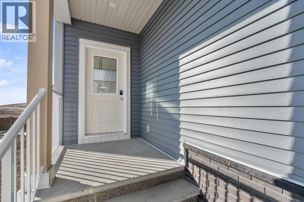 512 Lawthorn Way SE photo 3