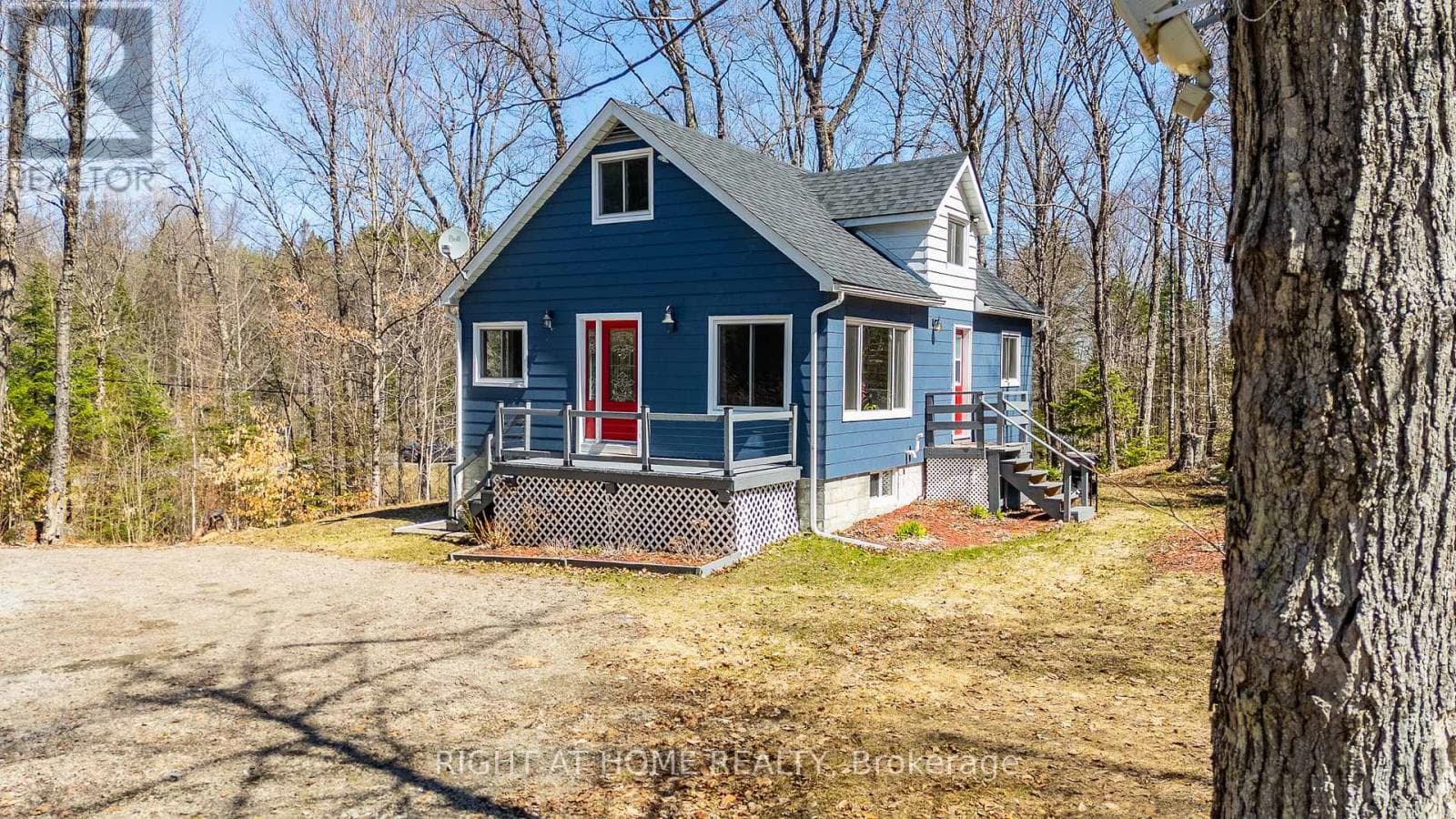 1066 LOOP ROAD photo 2