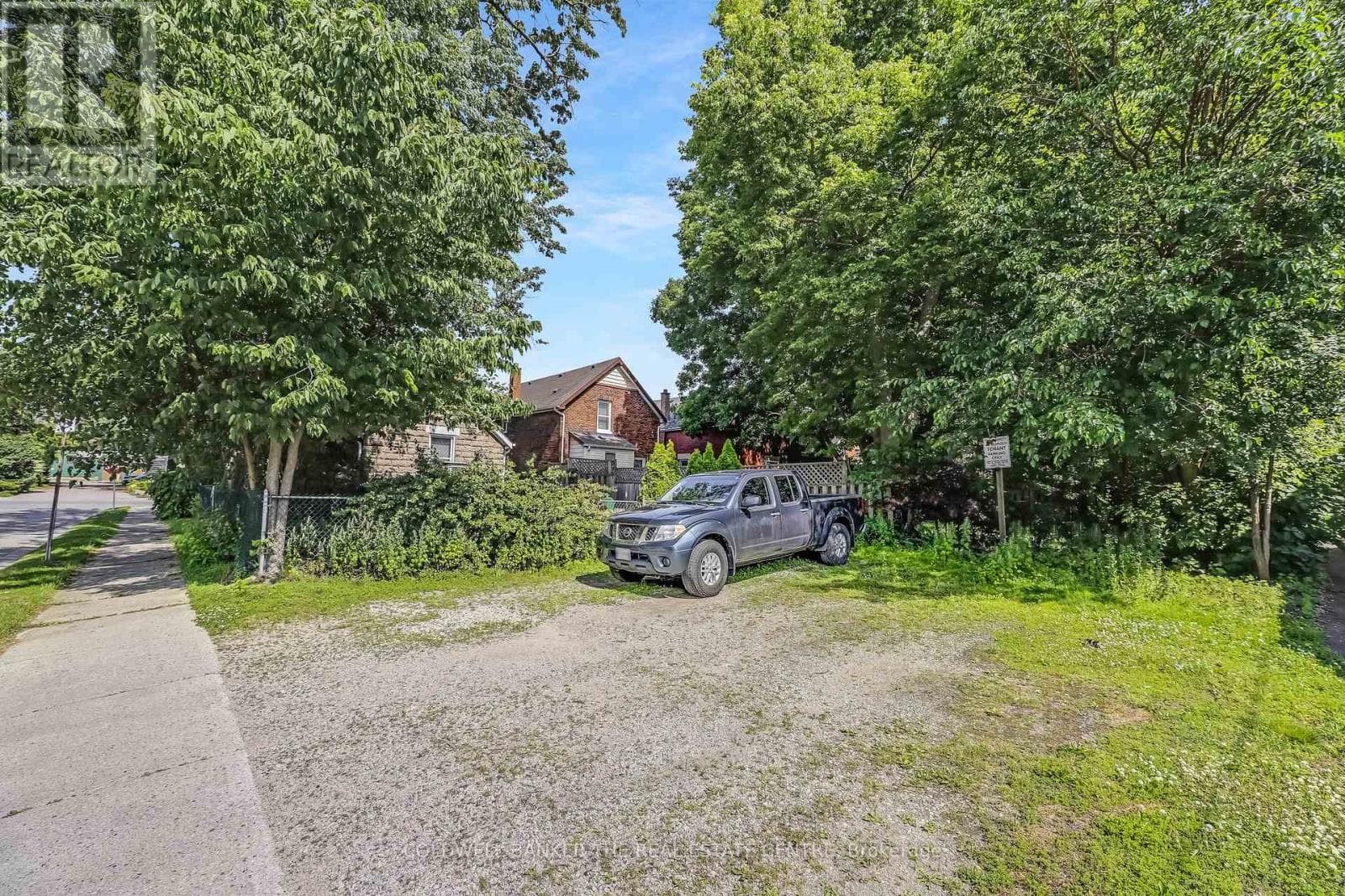 281 EGERTON STREET photo 3