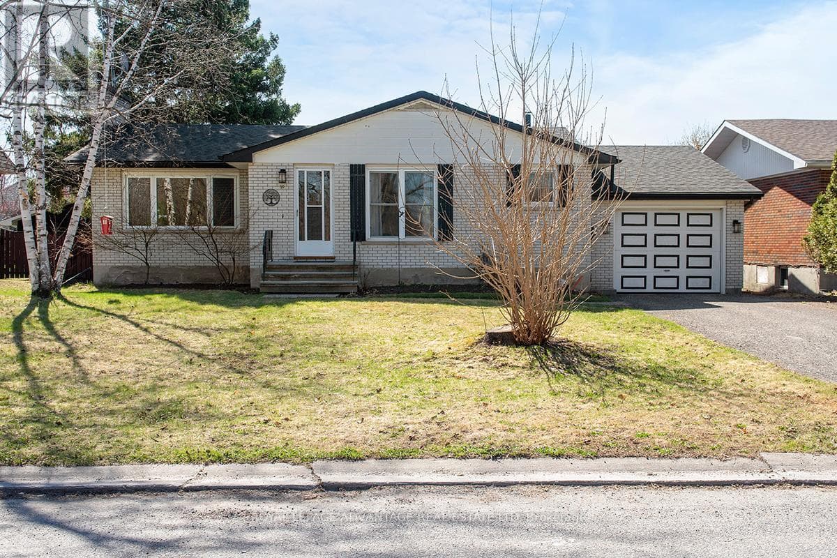 3 bed 2 bath single family at 10 ROBERT ROAD — $519,900