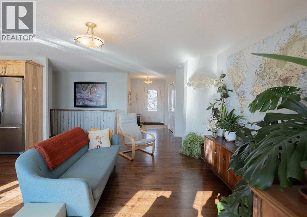 2413 7 Avenue photo 5