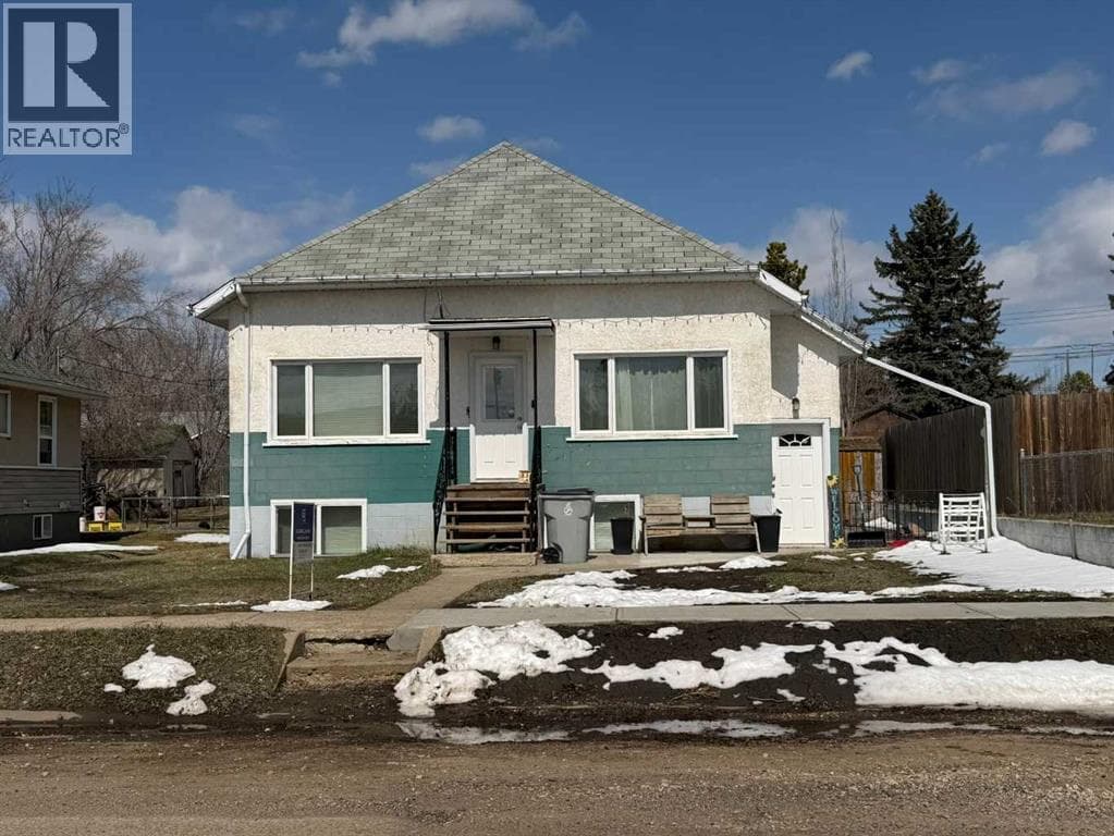 3 bed 2 bath single family at 830 6 Avenue — $259,000