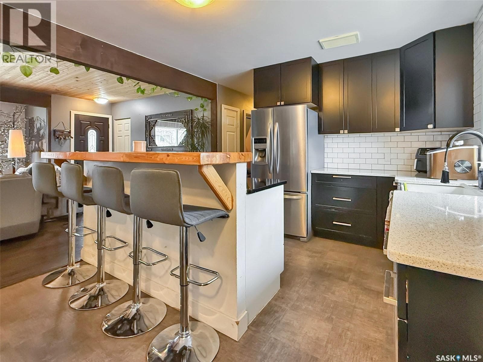 1415 Ashley DRIVE — photo 3
