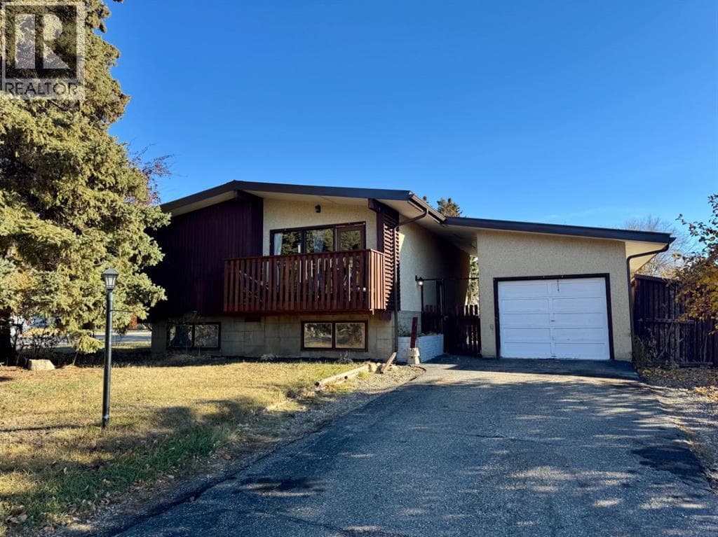 4 bed 2 bath single family at 10417 117 Street — $219,900