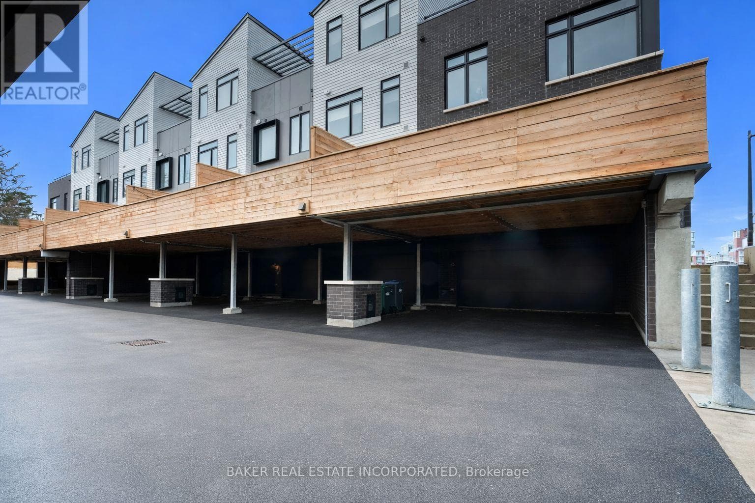 45 - 30 LOU PARSONS WAY photo 2