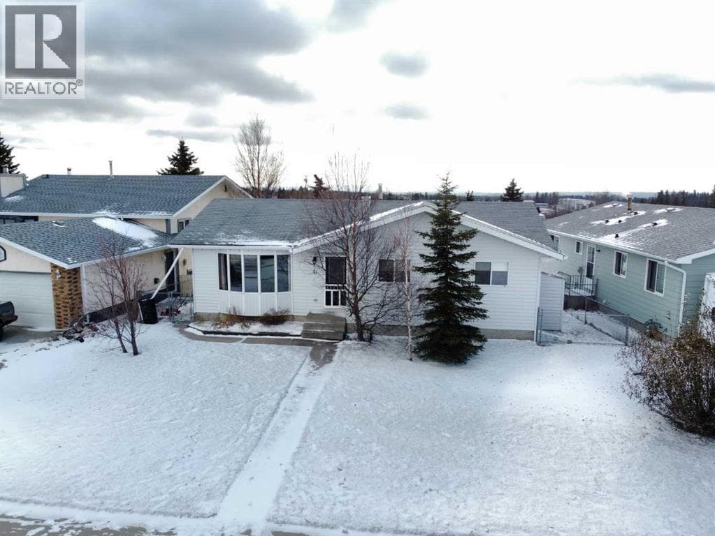 31 Hollinger Drive — photo 2