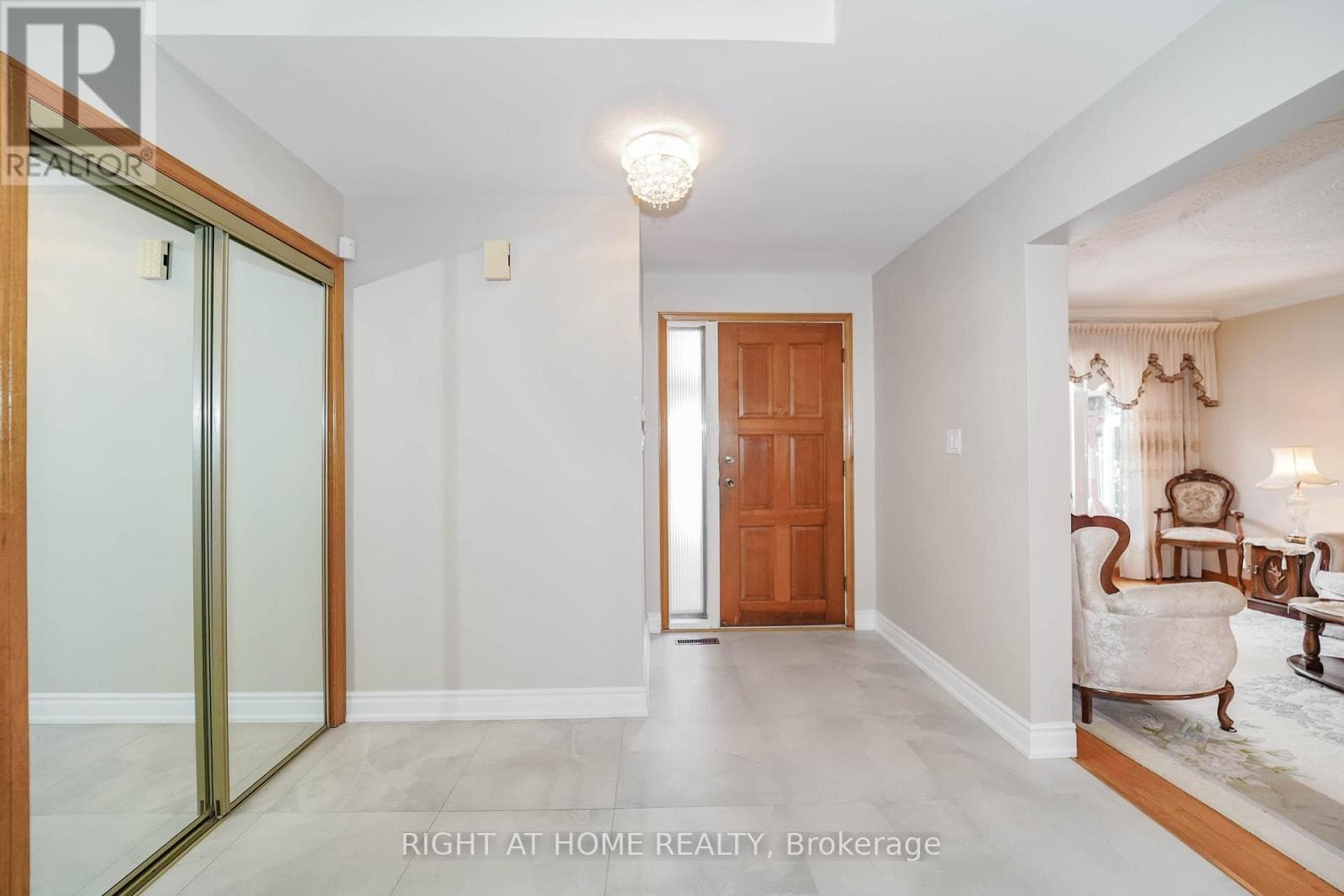 2 LAPWORTH CRESCENT photo 5