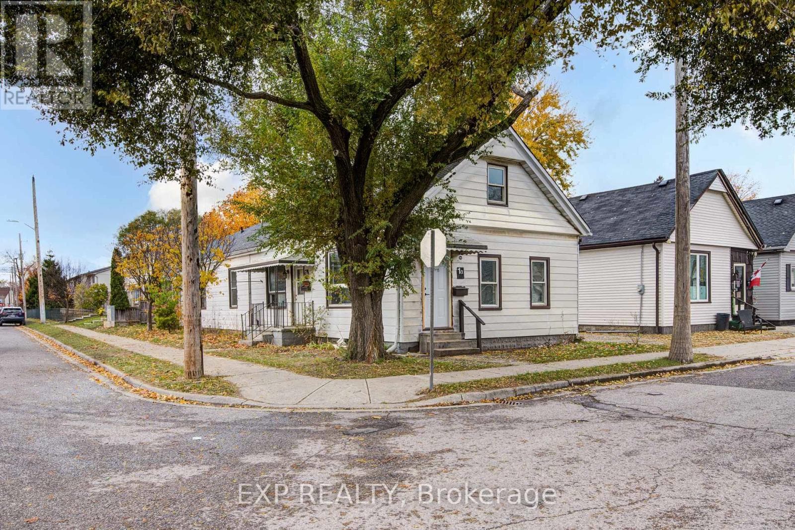 4 bed 2 bath multi-family at 1 RATHGAR STREET — $369,995