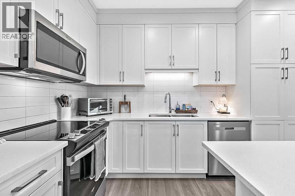302, 8355 19 Avenue SW photo 9