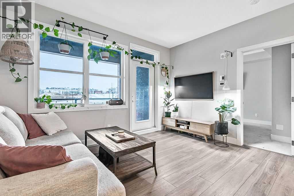 302, 8355 19 Avenue SW photo 12