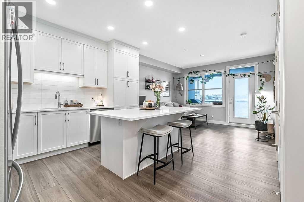 302, 8355 19 Avenue SW photo 5