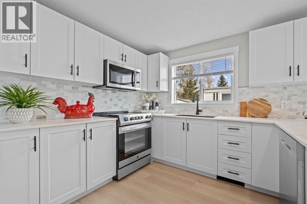 245, 99 Arbour Lake Road NW photo 12