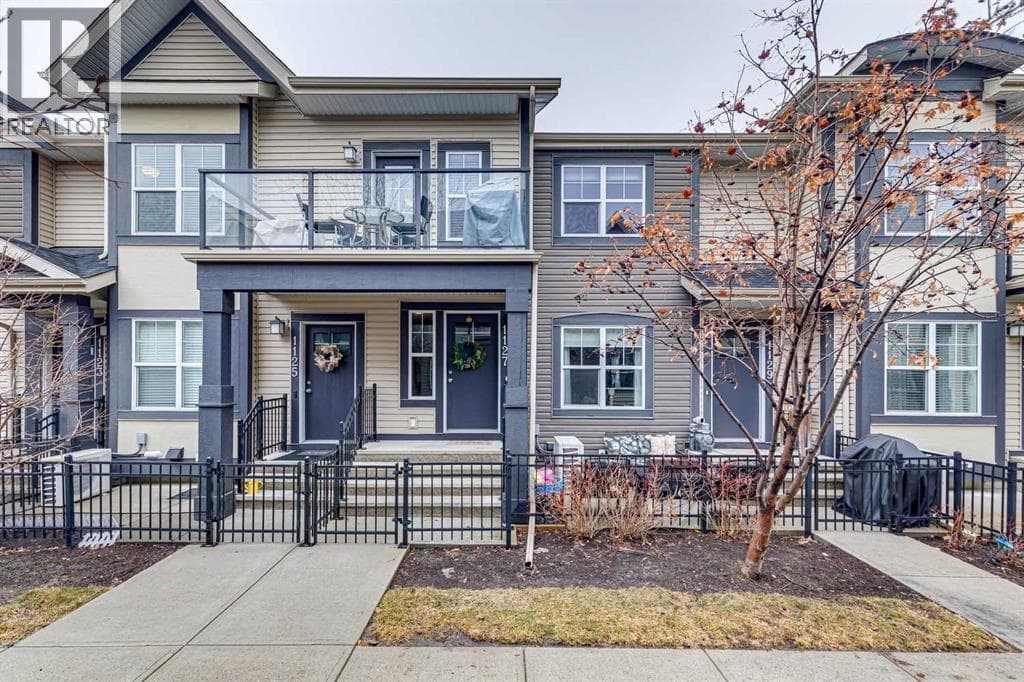 2 bed 1 bath single family at 1127 McKenzie Towne Row SE — $384,999