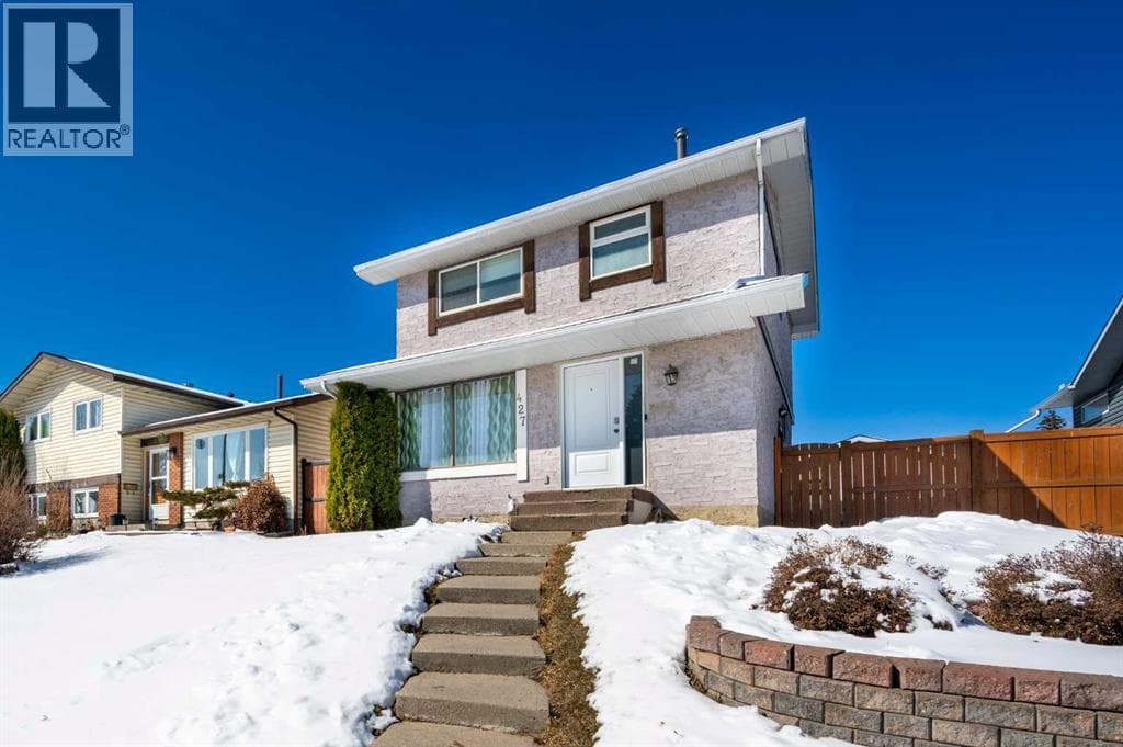 427 Rundlelawn Way NE photo 2
