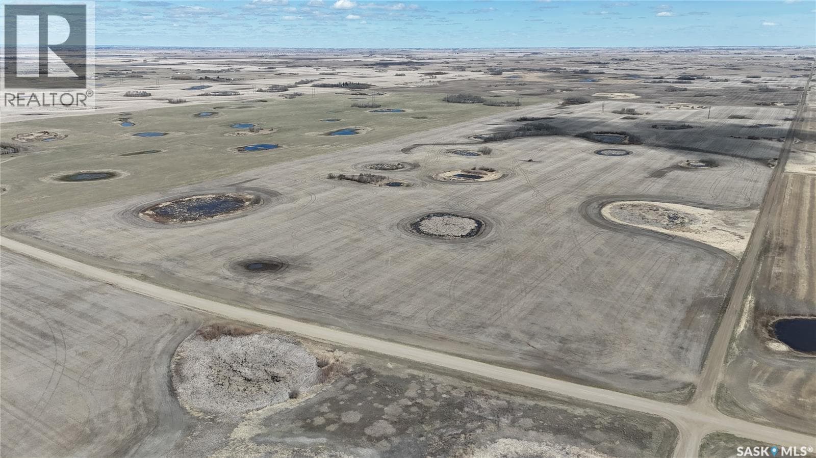 Estevan Grainland - 513 Acres