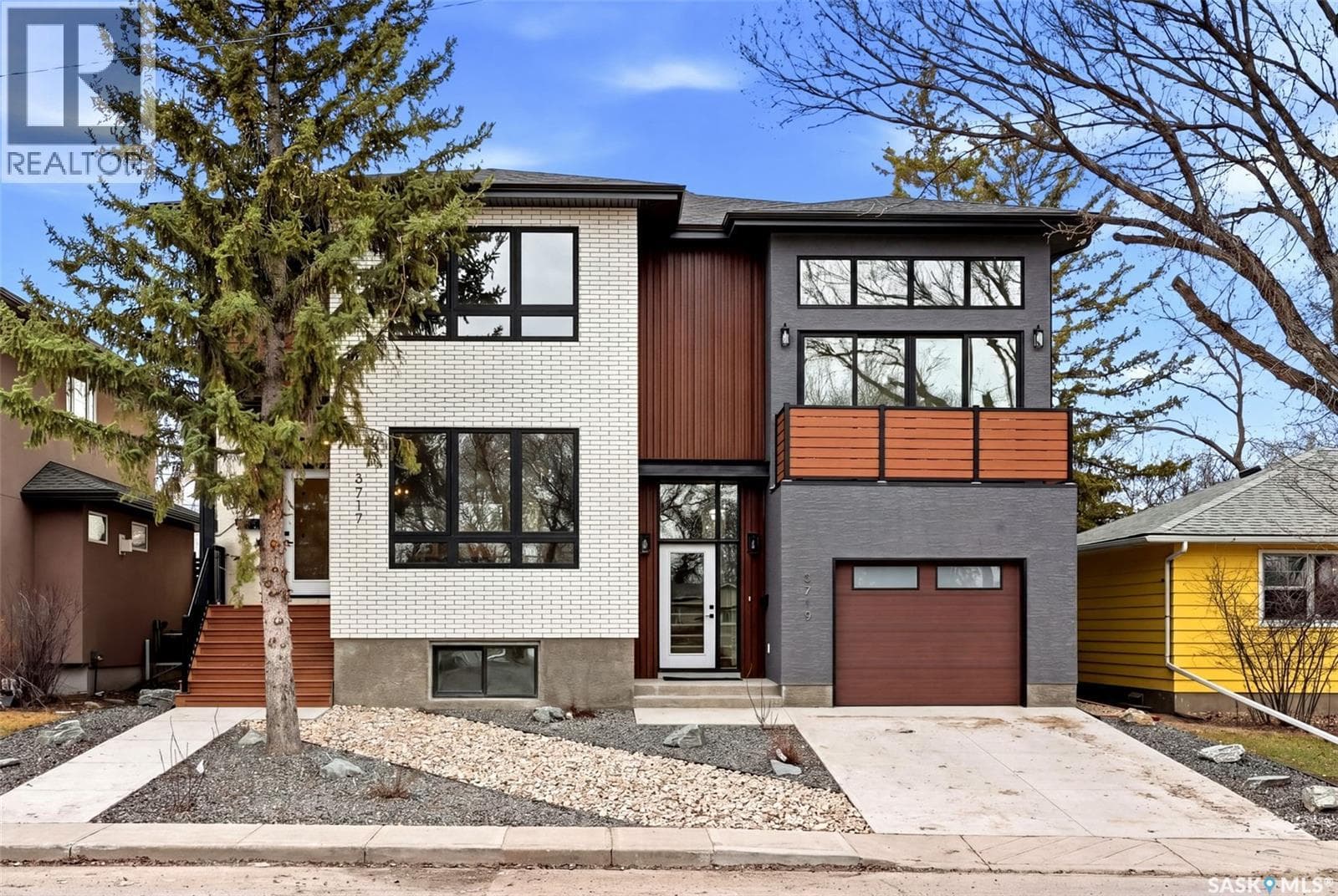 3917 Qu'appelle DRIVE