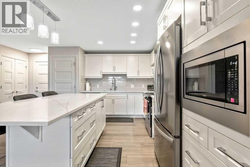 2112, 10 Market Boulevard SE photo 5