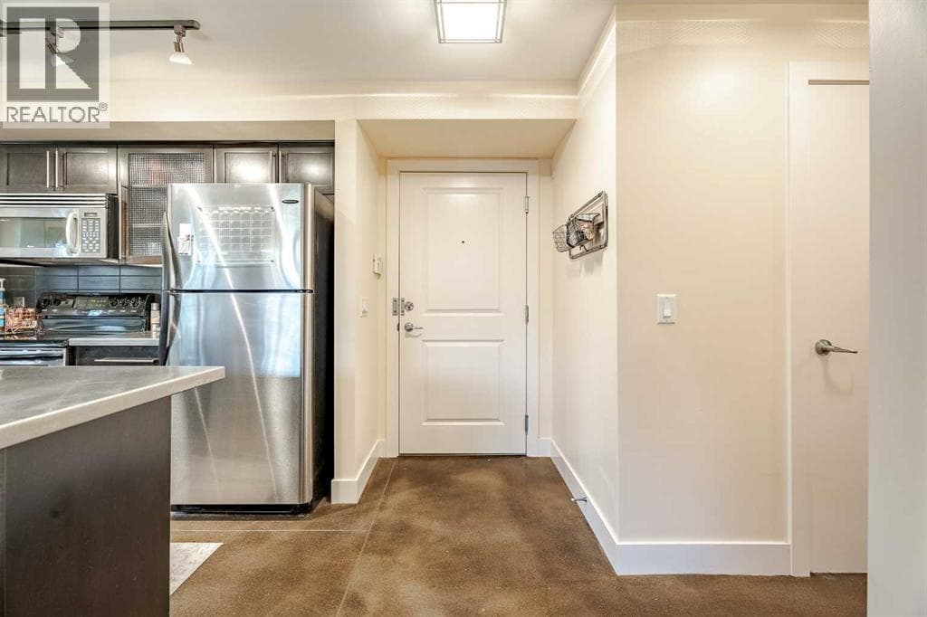 101, 3704 15A Street SW photo 4