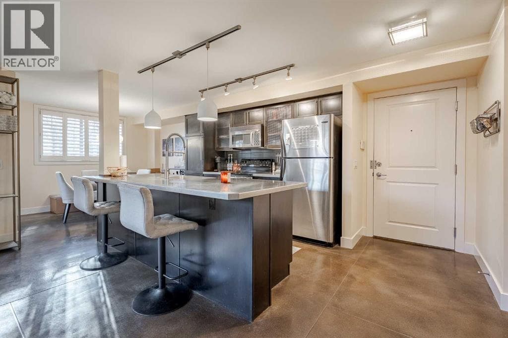 101, 3704 15A Street SW photo 5