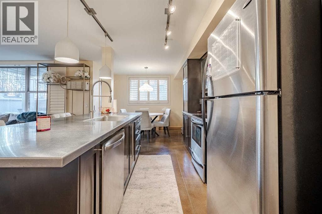 101, 3704 15A Street SW photo 7