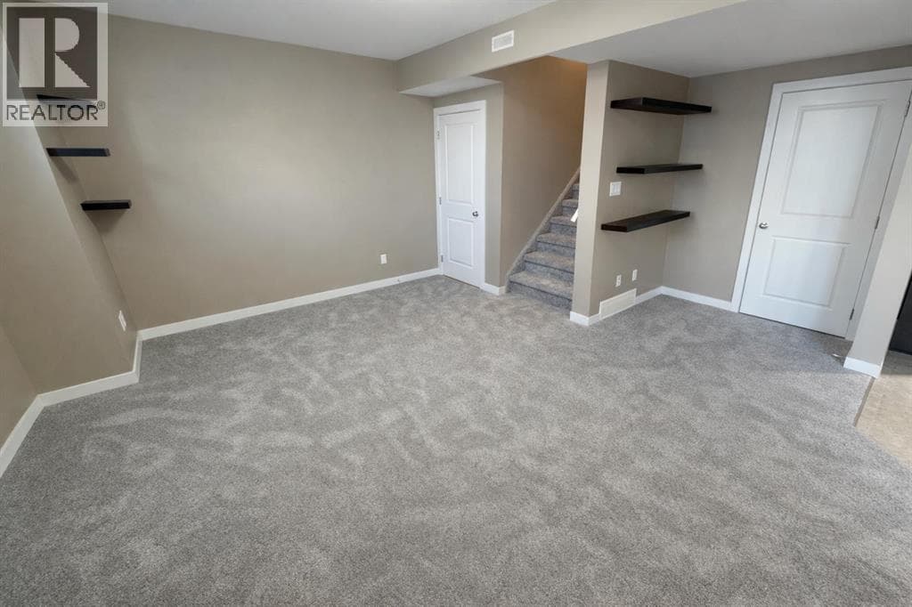2, 189 Silkstone Road W — photo 4