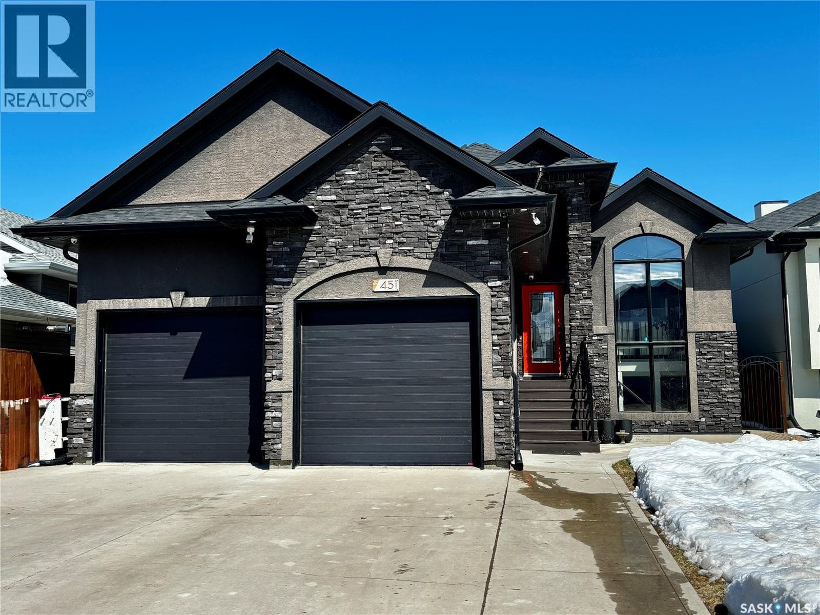 451 Hastings CRESCENT