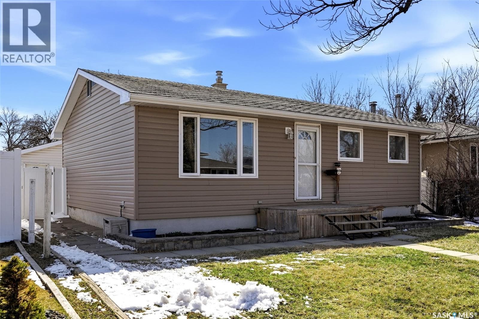 87 Carmichael ROAD
