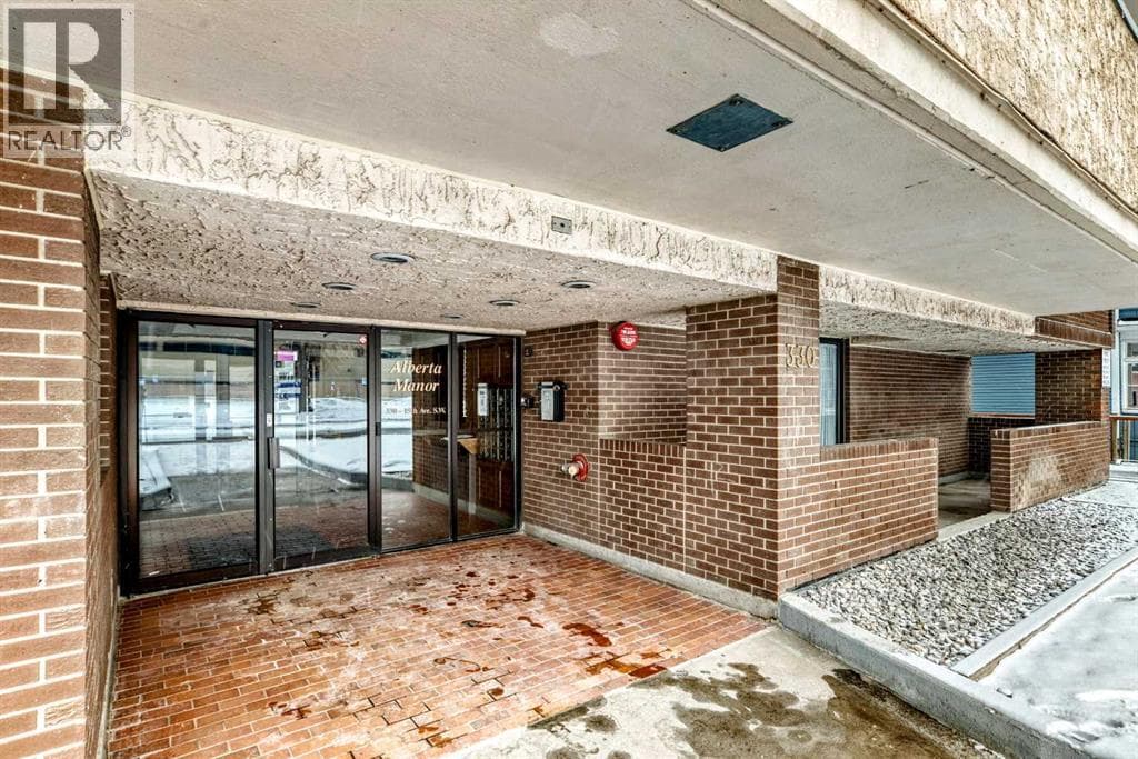 603, 330 15 Avenue SW photo 2