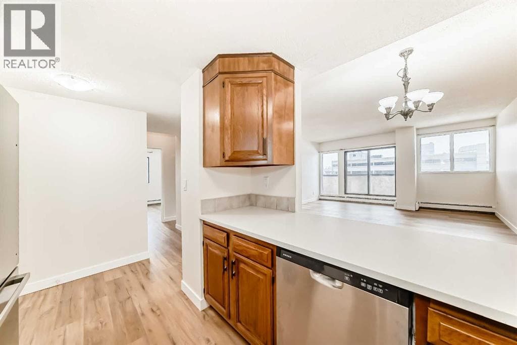 603, 330 15 Avenue SW photo 10