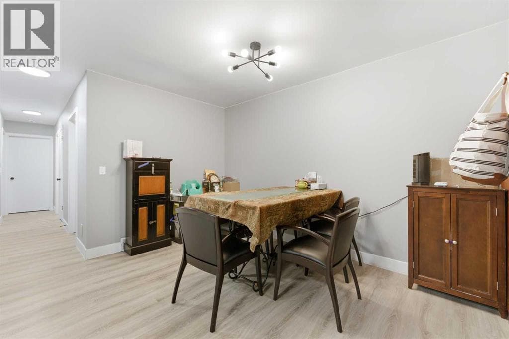 13 Green Meadow Crescent — photo 5
