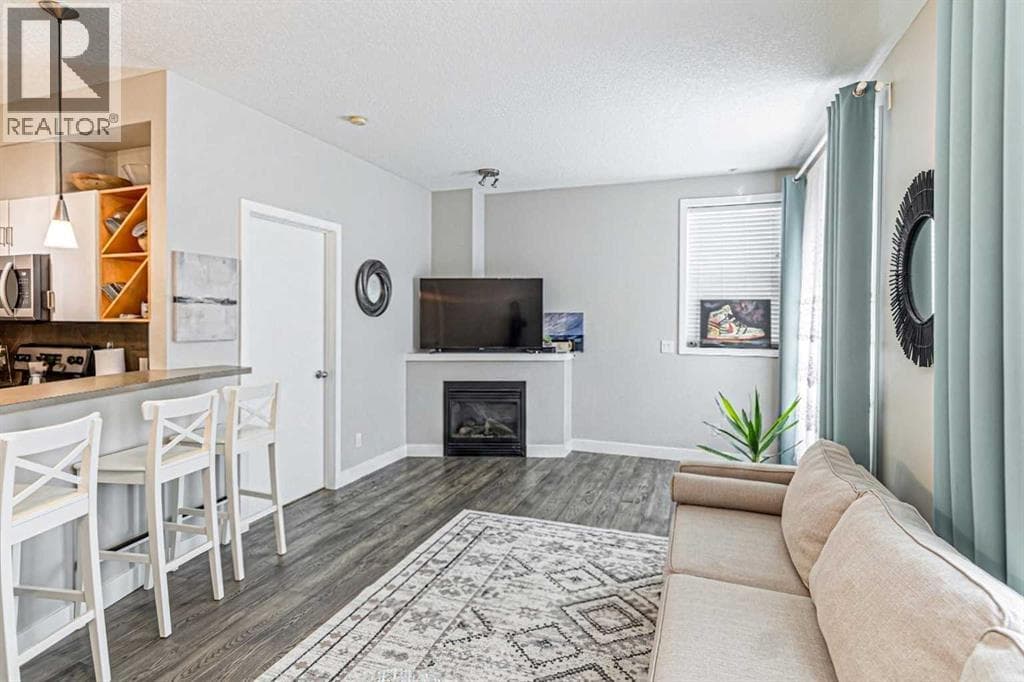 118, 3600 15A Street SW photo 5