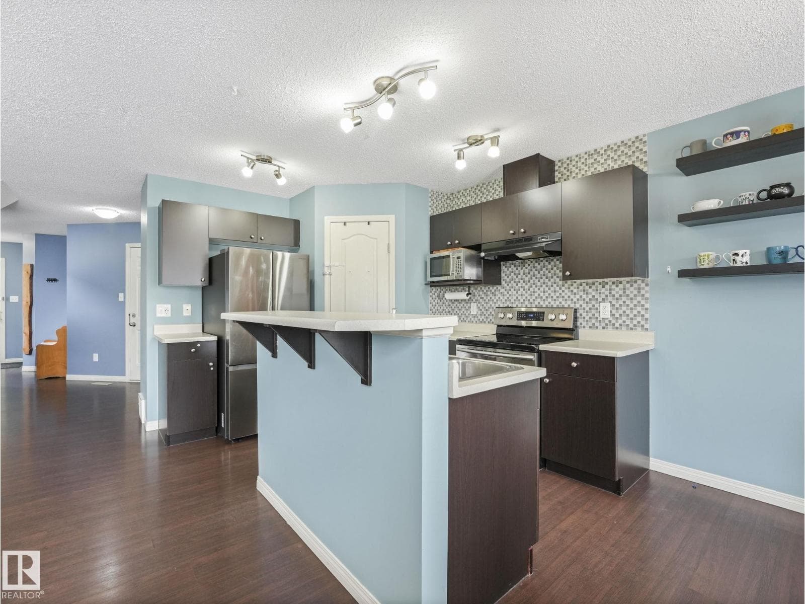 32 CARAGANA WY photo 8