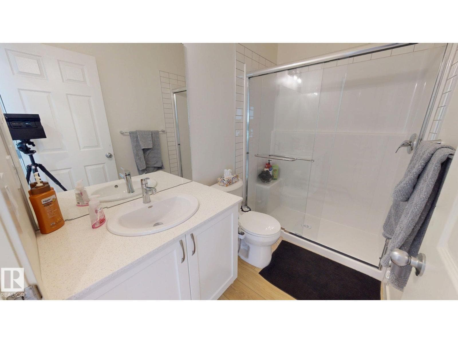 8723 183 AV NW NW photo 7